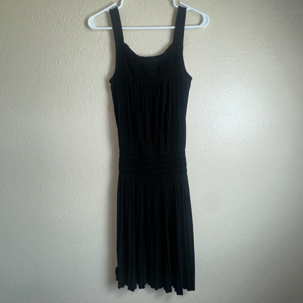DKNY Women's Black Pleated Smocked Waist Sleeveless Midi Fairy Summer Dress Sz S